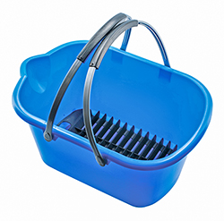 New wash-bucket with integrated dirt trap 