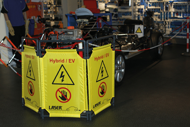 Laser Tools 8000 Hybrid/EV Folding Safety Barrier