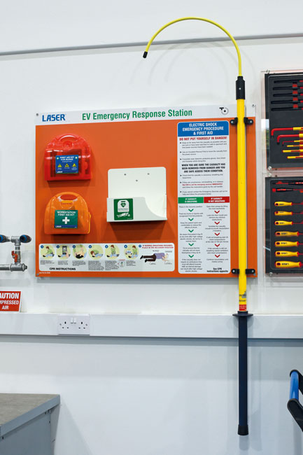 Laser Tools 8970 EV Emergency Response Station c/w Electric Burns Kit, First Aid Kit, Bracket for Defibrillator