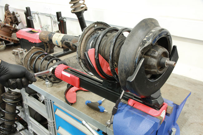 Laser Tools 11.0005 Scangrip McPherson Coil Spring Compressor 1800kg