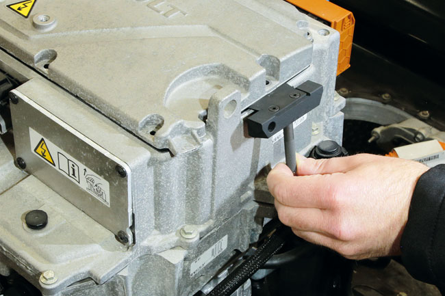 Laser Tools 9217 Oil Sump Separator & Cleaning Set