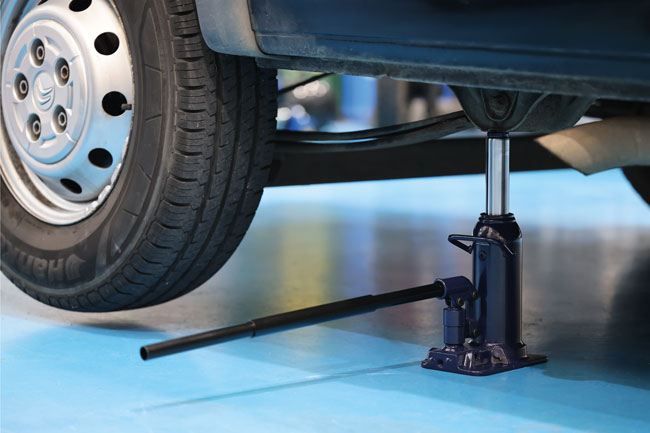 Laser Tools 9332 Hydraulic Bottle Jack - 12 Tonne Vertical & Horizontal