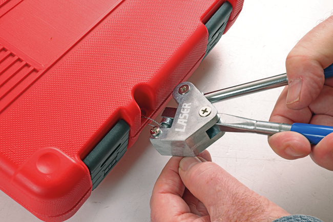 Laser Tools 9383 Wire-Lock Seal Pliers inc 100pc Lead/Wire Seals