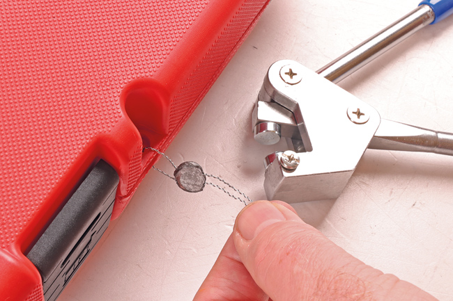 Laser Tools 9383 Wire-Lock Seal Pliers inc 100pc Lead/Wire Seals