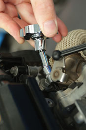 6691 Palm Grip Ratchet with Universal Joint 1/4"D